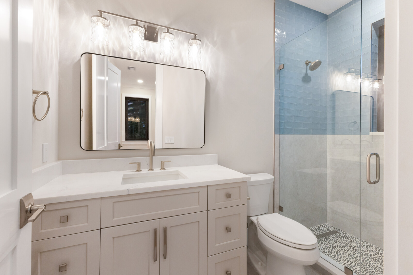 53_0120250827_1617_mls