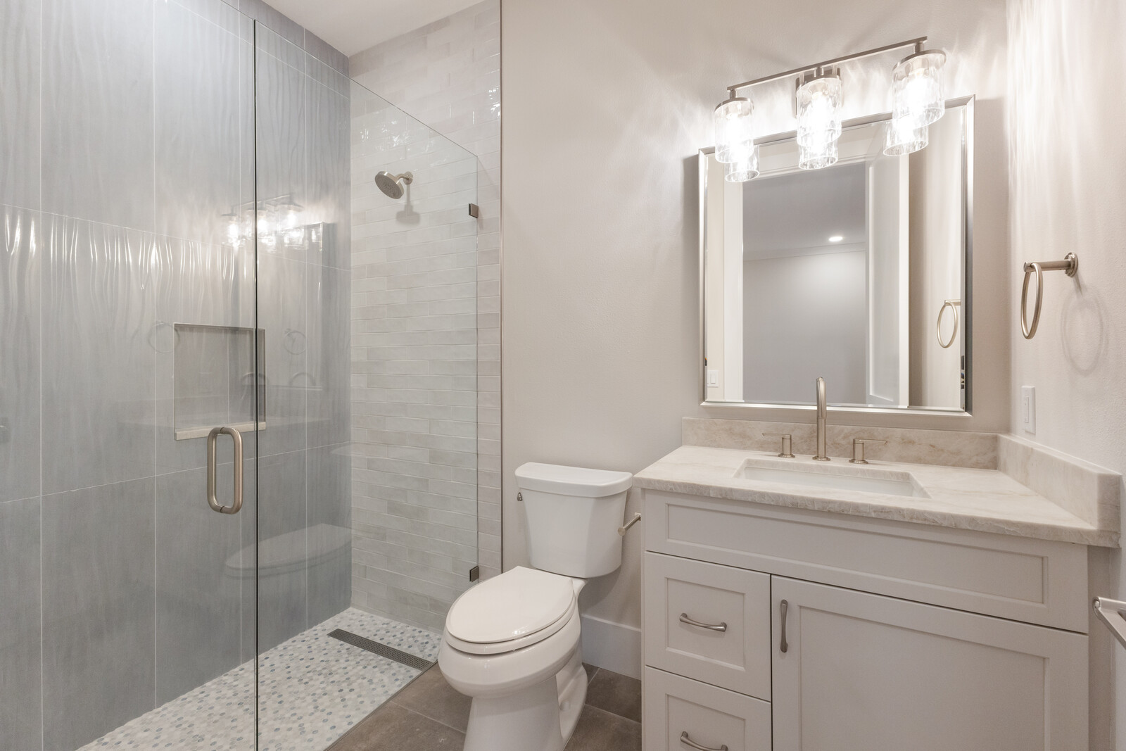 56_0120250827_1620_mls